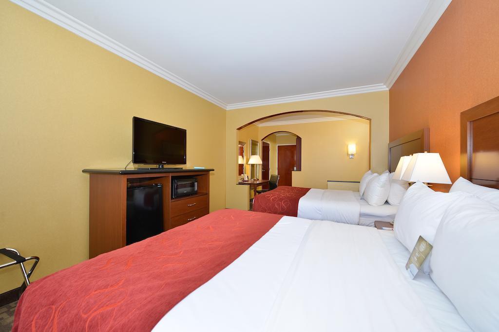 Comfort Suites Oceanside Camp Pendleton Area Екстер'єр фото