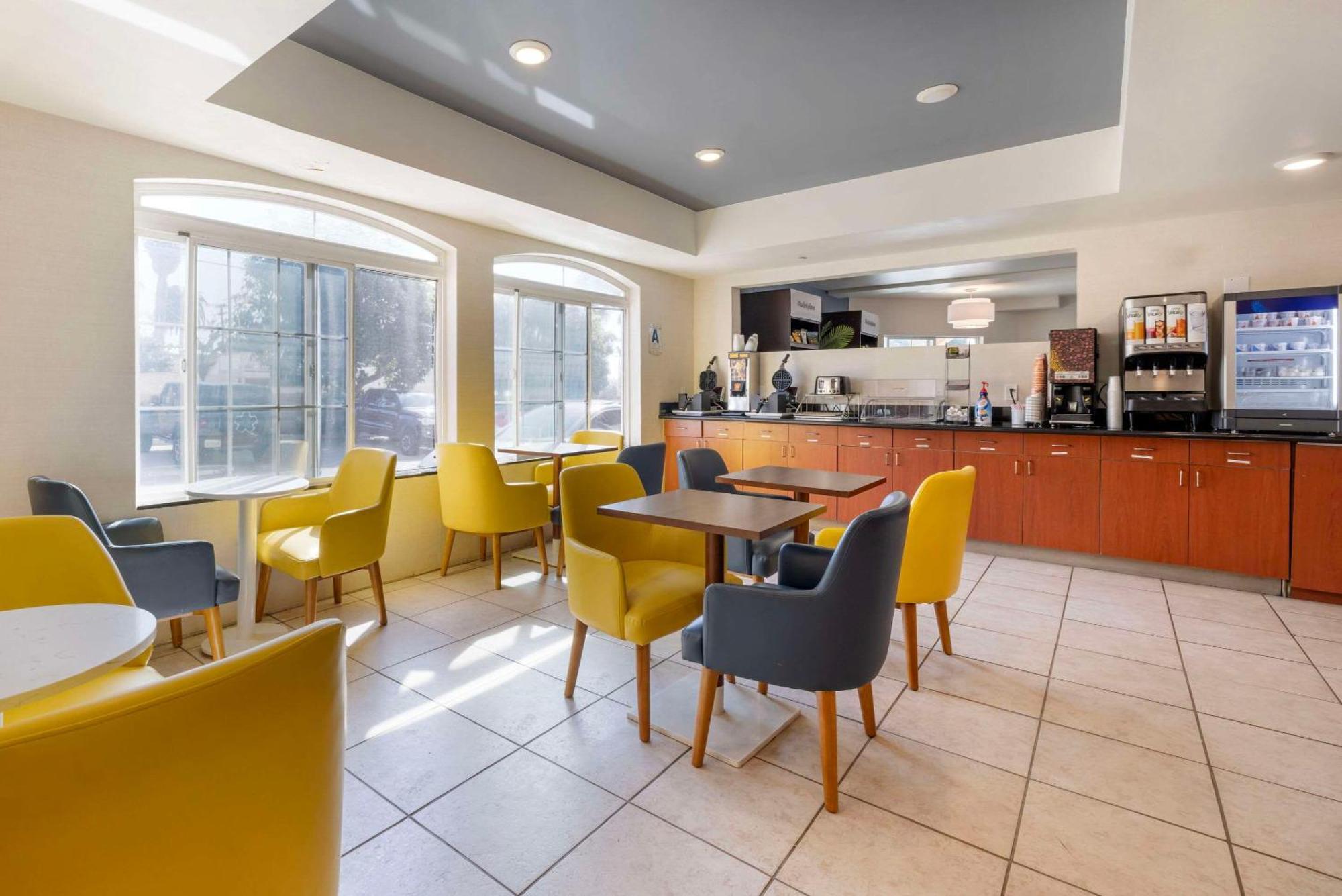 Comfort Suites Oceanside Camp Pendleton Area Екстер'єр фото