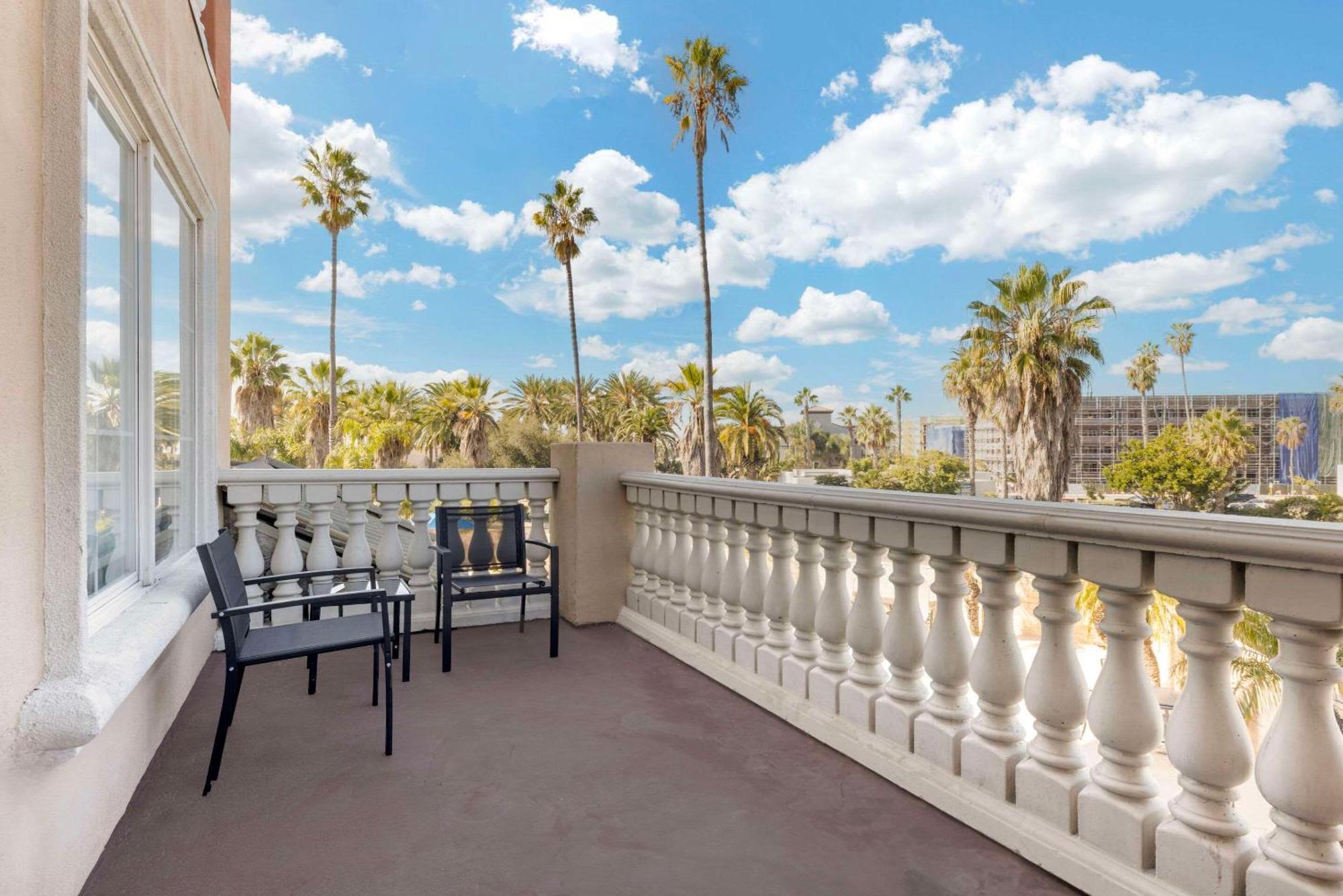 Comfort Suites Oceanside Camp Pendleton Area Екстер'єр фото