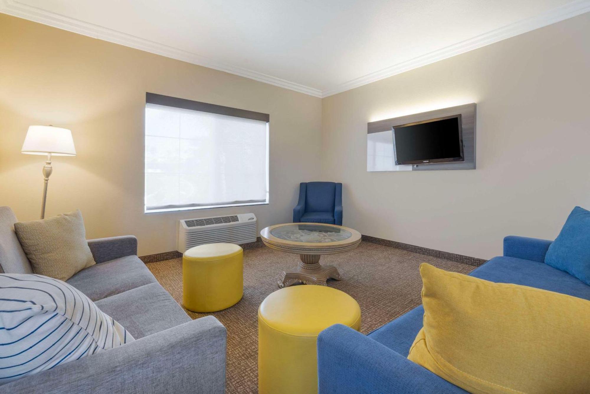 Comfort Suites Oceanside Camp Pendleton Area Екстер'єр фото