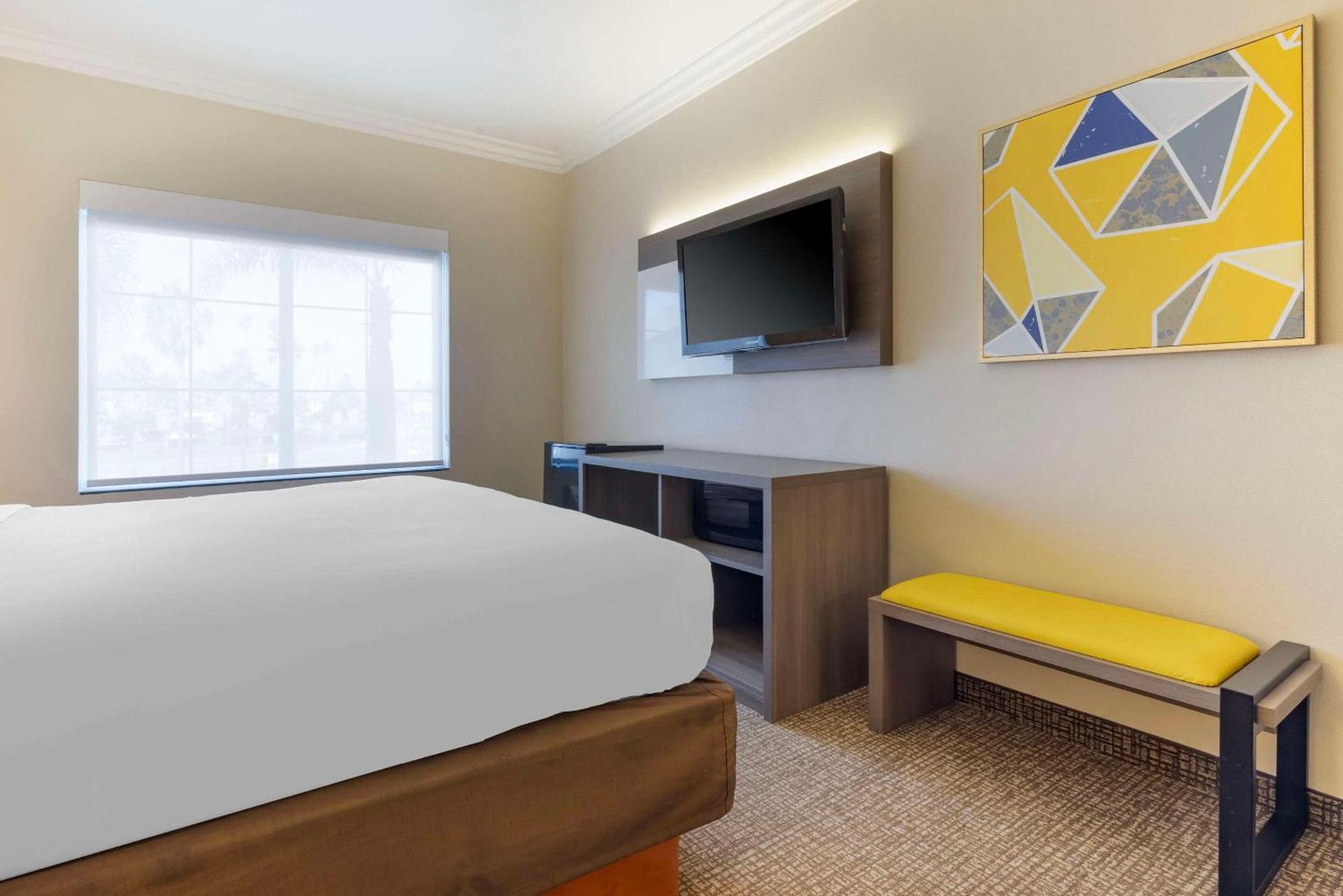 Comfort Suites Oceanside Camp Pendleton Area Екстер'єр фото