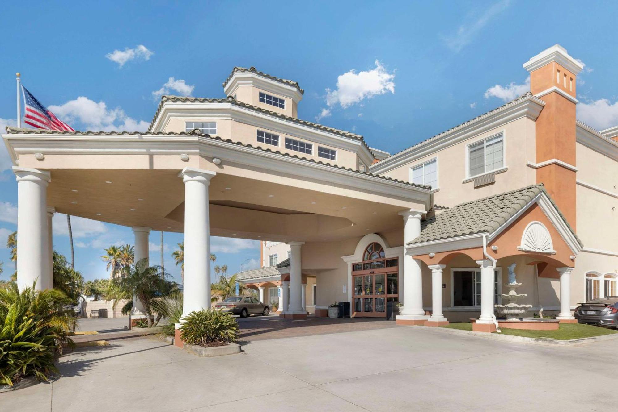 Comfort Suites Oceanside Camp Pendleton Area Екстер'єр фото